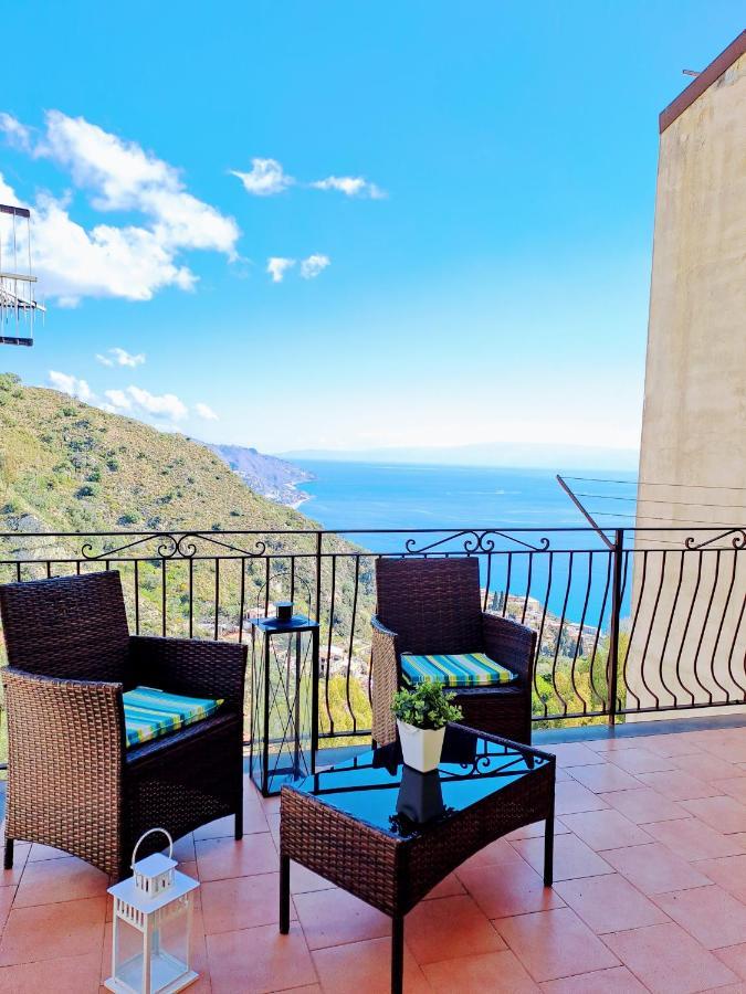 Tao Charming Apartment Taormina Kültér fotó