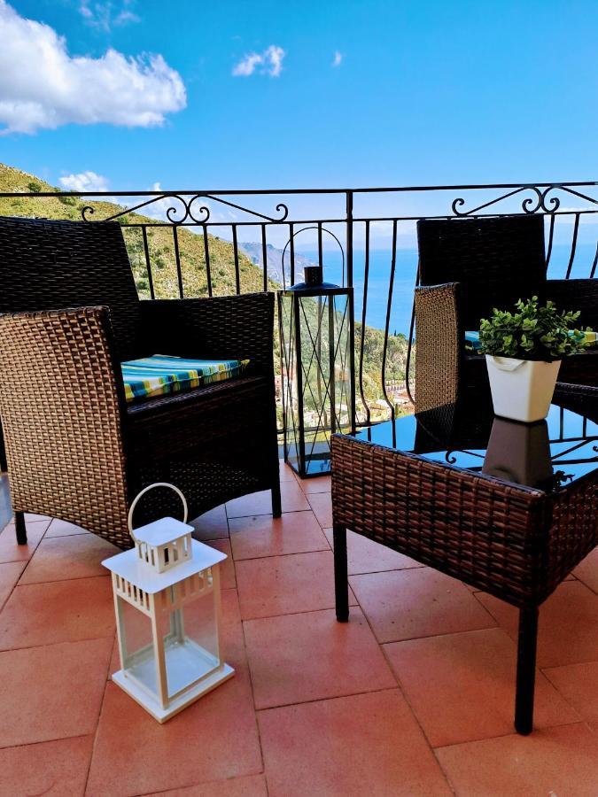 Tao Charming Apartment Taormina Kültér fotó
