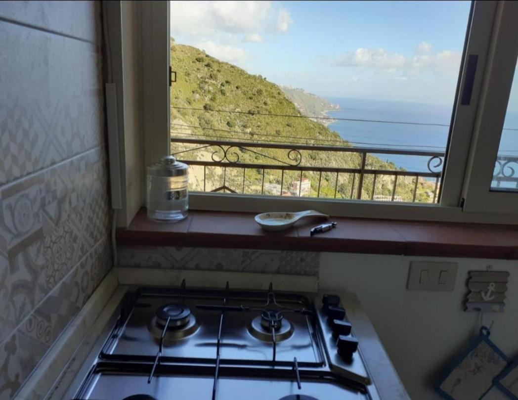 Tao Charming Apartment Taormina Szoba fotó